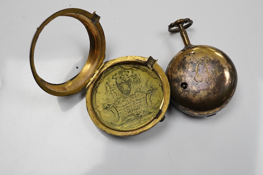 An early Victorian silver pair cased key wind verge pocket watch by Tho. Cogger, Hastings, outer case diameter 57mm, two other gilt metal pair cased pocket watches and a silver plated snuff box. Condition - poor